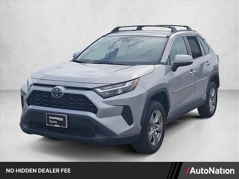 Used 2023 Toyota RAV4 XLE w/ Convenience Package FWD image 1