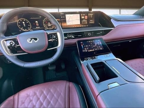 Used 2026 INFINITI QX80 Autograph w/ Premium Cargo Package image 16