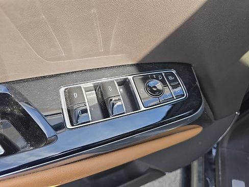 Used 2025 Cadillac Escalade Premium Luxury w/ Touring Package AWD/4WD image 11
