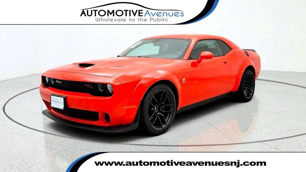 Used 2022 Dodge Challenger R/T Scat Pack RWD image 1