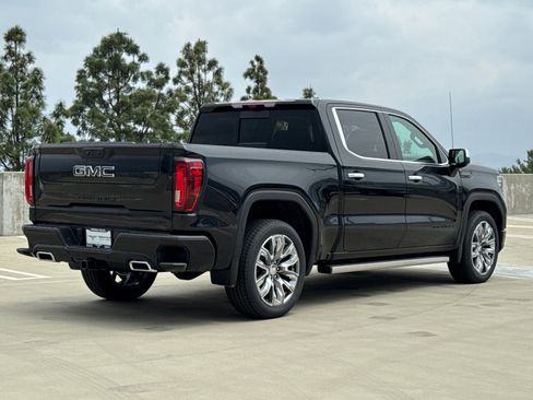 Used 2026 GMC Sierra 1500 Denali AWD/4WD image 14