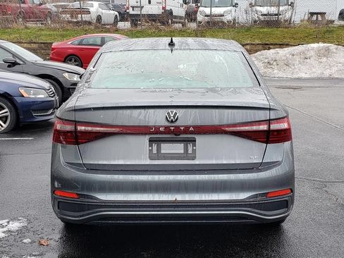 New 2026 Volkswagen Jetta SE FWD image 4