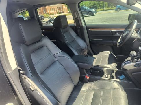 Used 2018 Honda CR-V Touring image 22
