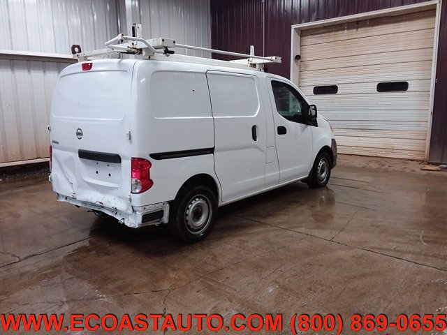 Used 2015 Nissan NV200 S FWD image 2