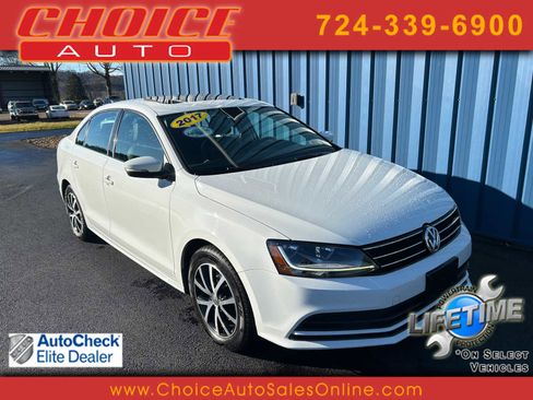Used 2017 Volkswagen Jetta SE image 1