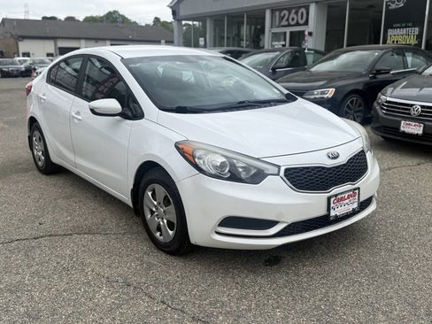Used 2014 Kia Forte LX FWD image 1