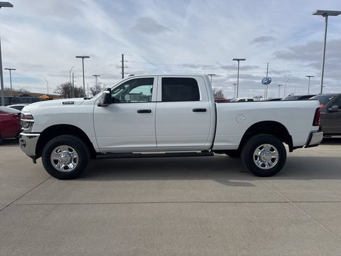 New 2026 RAM 2500 Tradesman AWD/4WD image 23