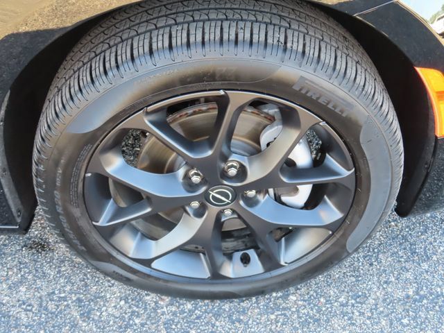 Used 2026 Chrysler Pacifica Limited w/ S Appearance Package AWD/4WD image 16