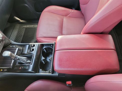 Used 2020 Lexus GX 460 Premium w/ Premium Package image 22