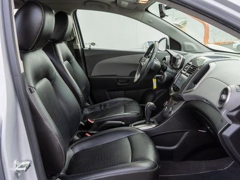 Used 2016 Chevrolet Sonic LTZ image 18