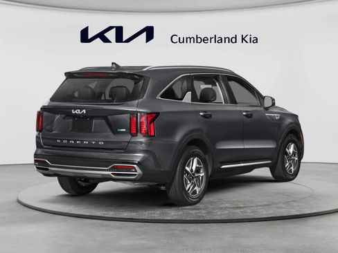 Used 2022 Kia Sorento EX w/ Panoramic Sunroof Package FWD image 3