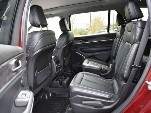 Used 2021 Jeep Grand Cherokee L Limited w/ Trailer Tow Group (B) AWD/4WD image 24