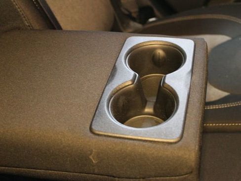 Used 2017 Jeep Cherokee Altitude image 15