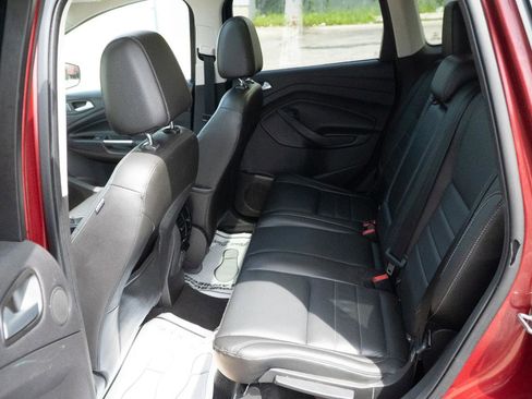 Used 2015 Ford Escape Titanium w/ Equipment Group 301A AWD/4WD image 25