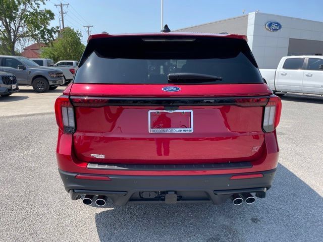 Used 2026 Ford Explorer ST AWD/4WD image 6