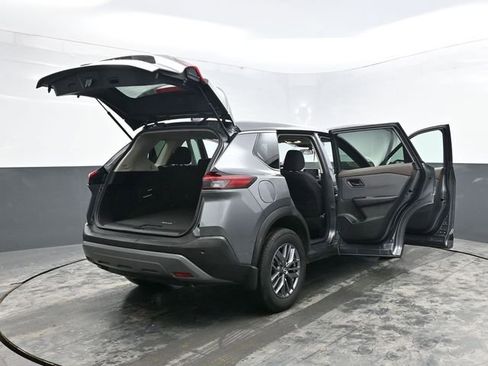 Used 2023 Nissan Rogue S image 43