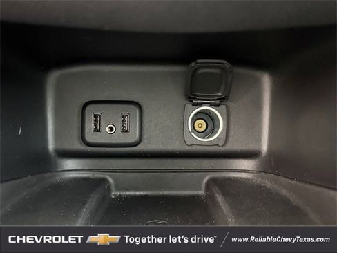 Used 2018 Chevrolet Equinox Premier image 20