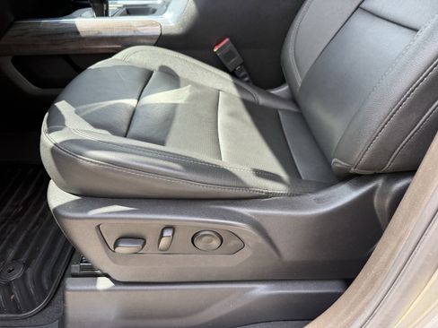 Used 2024 Chevrolet Silverado 1500 LTZ image 28