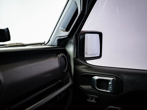 Used 2022 Jeep Wrangler Willys image 31