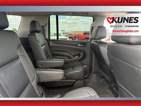 Used 2019 Chevrolet Suburban LT AWD/4WD image 41