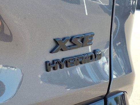 Used 2024 Toyota RAV4 XSE w/ Advanced Technology Package AWD/4WD image 31