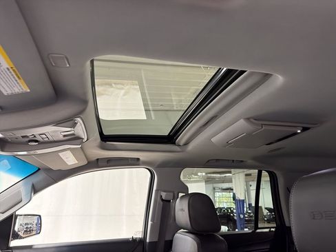 Used 2020 GMC Yukon Denali w/ Open Road Package image 26