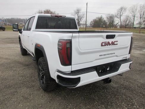New 2026 GMC Sierra 3500 AT4 image 9