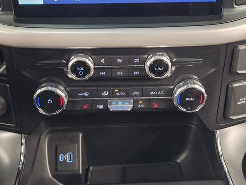 Certified 2022 Ford F150 XLT w/ Equipment Group 302A High image 19