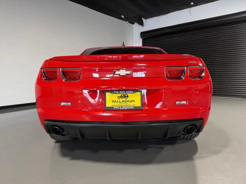 Used 2011 Chevrolet Camaro SS RWD image 5