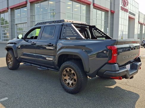 Used 2024 Toyota Tacoma 4x4 Double Cab Hybrid image 4