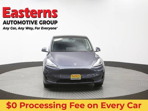 Used 2021 Tesla Model Y Long Range AWD/4WD image 43