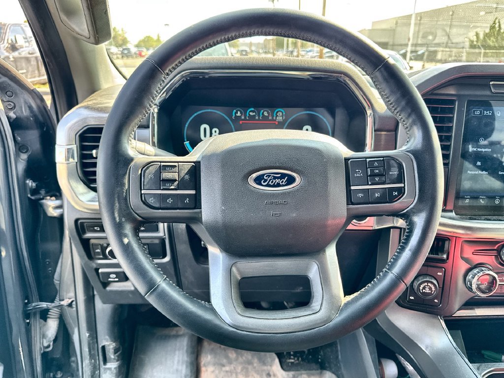Used 2022 Ford F150 Lariat AWD/4WD image 7
