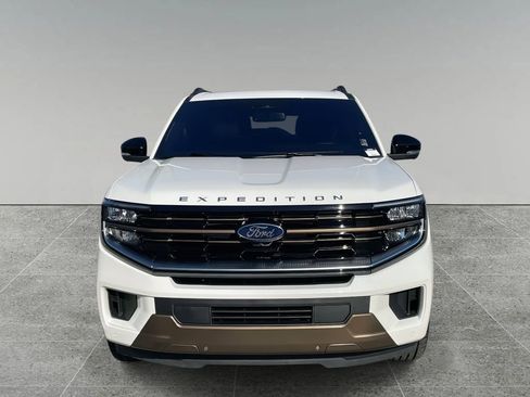 Used 2025 Ford Expedition Max King Ranch image 8