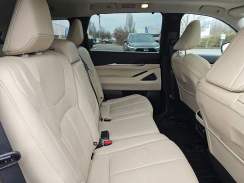 Used 2023 INFINITI QX60 Sensory w/ Vision Package image 15