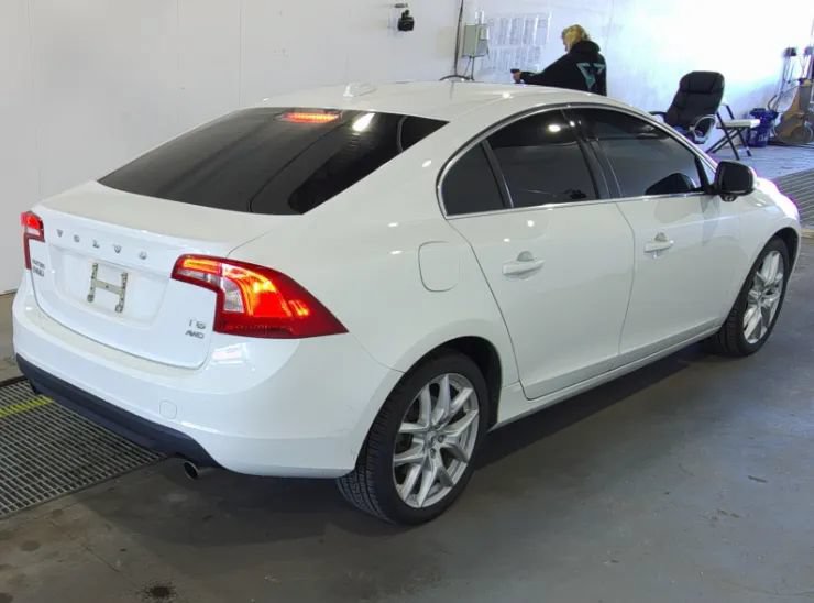 Used 2011 Volvo S60 T6 AWD/4WD image 2