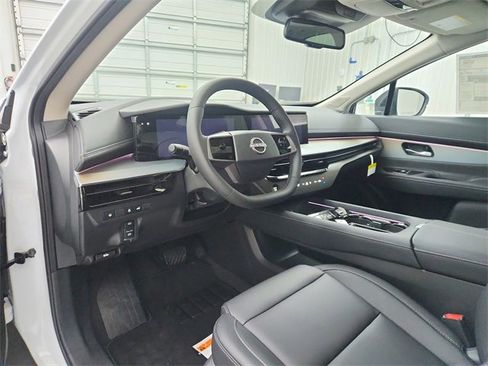 New 2025 Nissan Murano SL image 18