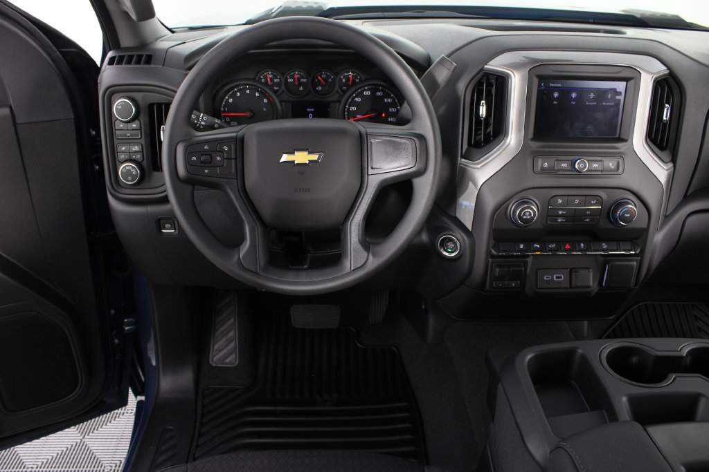 New 2026 Chevrolet Silverado 2500 Custom w/ Custom Value Package AWD/4WD image 16