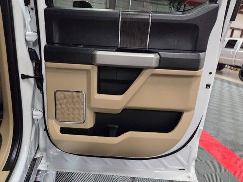 Used 2021 Ford F250 Lariat w/ Lariat Value Package image 37