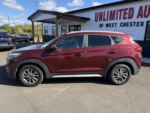 Used 2017 Hyundai Tucson SE image 12