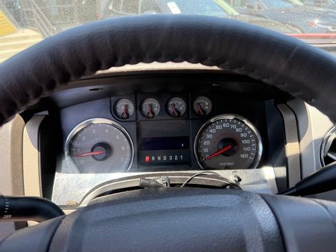 Used 2010 Ford F150 XLT RWD image 19