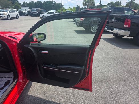 Used 2022 Dodge Charger SXT RWD image 10