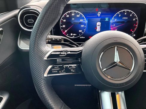 Certified 2026 Mercedes-Benz GLC 300 image 24