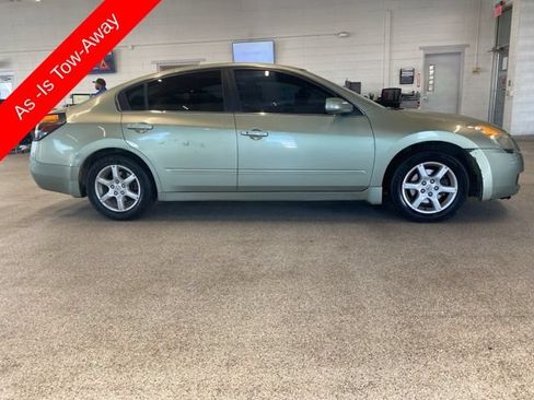 Used 2007 Nissan Altima 2.5 S w/ Convenience Pkg FWD image 3