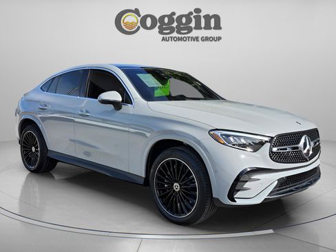 Certified 2025 Mercedes-Benz GLC 300 4MATIC image 7