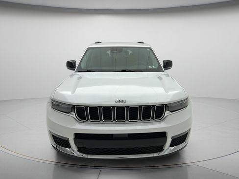 Used 2021 Jeep Grand Cherokee L Limited AWD/4WD image 2