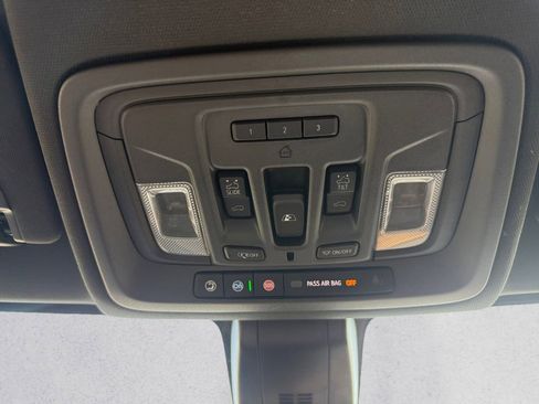 Used 2023 Chevrolet Silverado 2500 High Country image 25