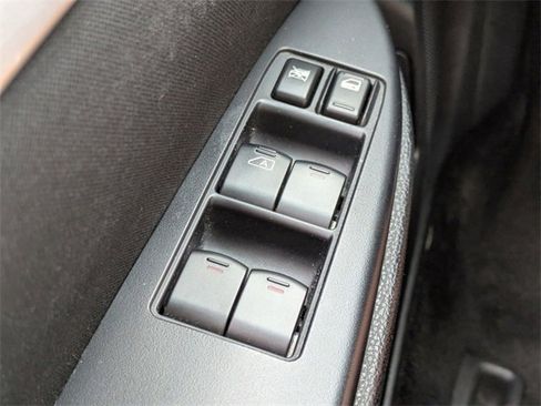 Used 2011 Subaru Outback 2.5i Premium image 27