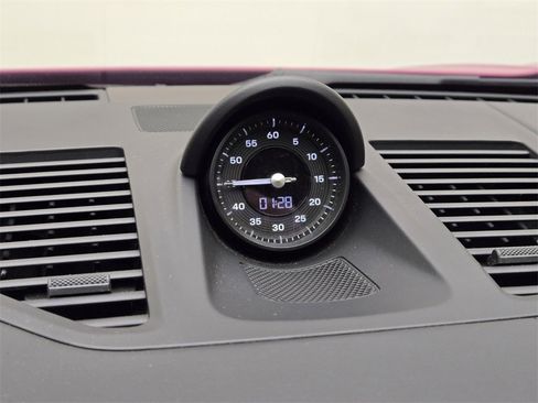 Used 2024 Porsche 911 Carrera T image 41