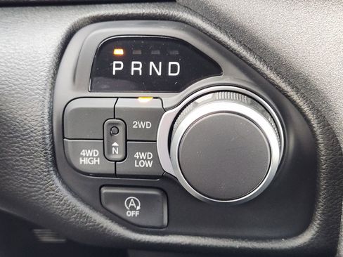 New 2026 RAM 1500 Express AWD/4WD image 17