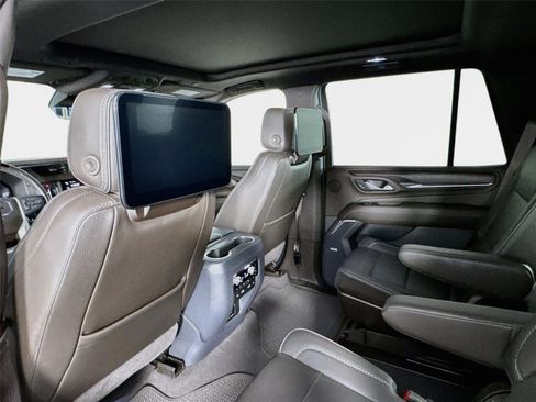 Certified 2024 GMC Yukon Denali w/ Advanced Technology Package RWD image 35